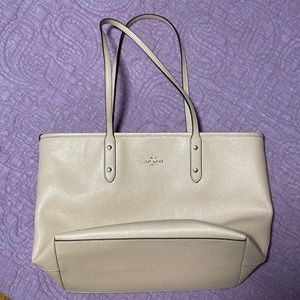Coach Tote